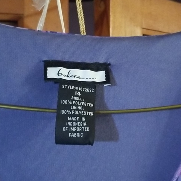 Cute purple dress - Picture 2 of 9